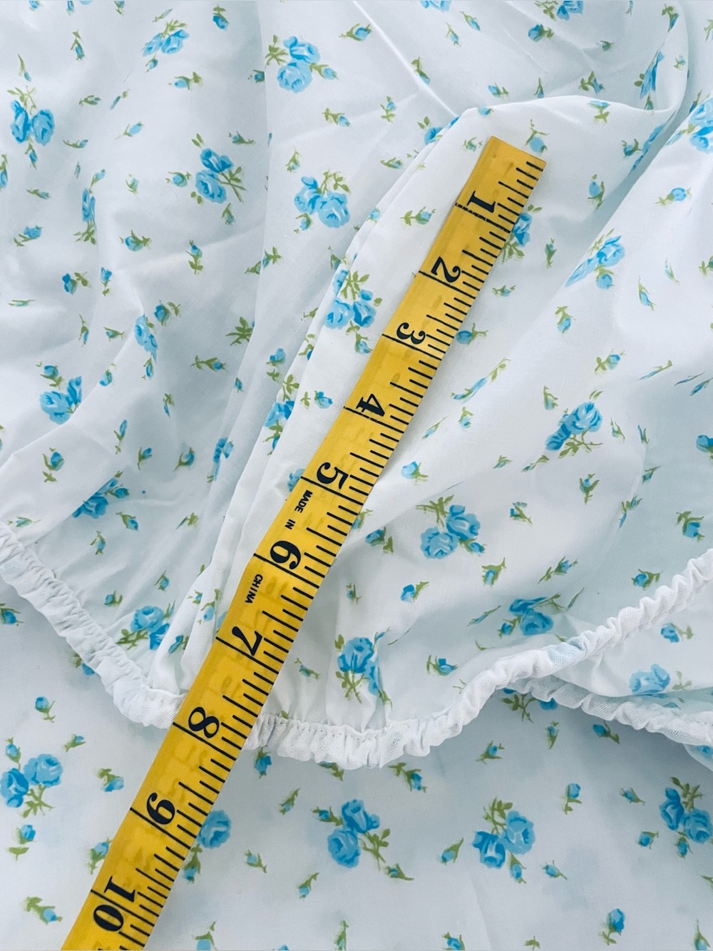 Vintage JCPENNEY Fitted Sheet Blue Roses Percale Full Sz - Picture 7 of 7